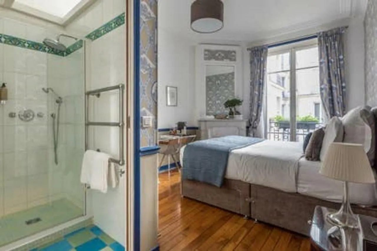 La Chambre Parisienne - B&B Bed & Breakfast Paris